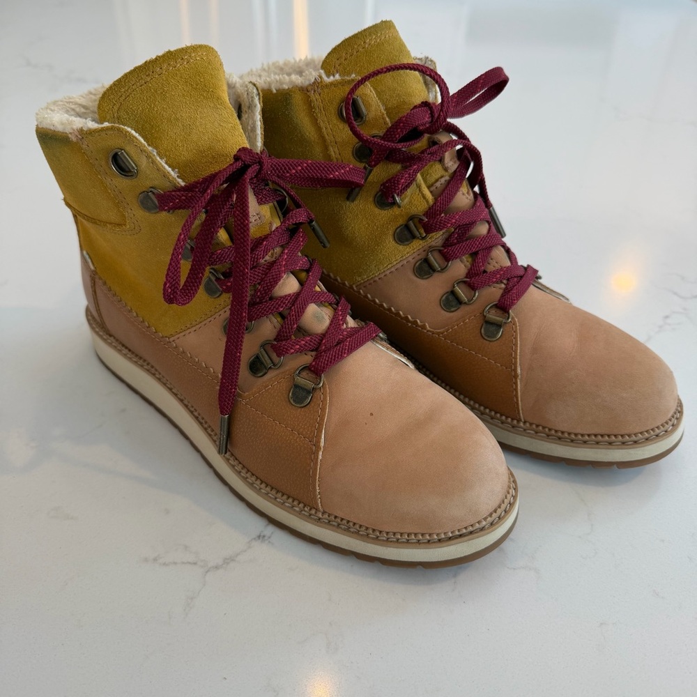 Toms Mesa Boots